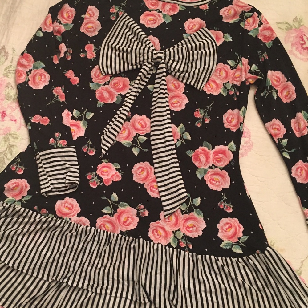 Custom tunic//SOLD// - Picture 2 of 4